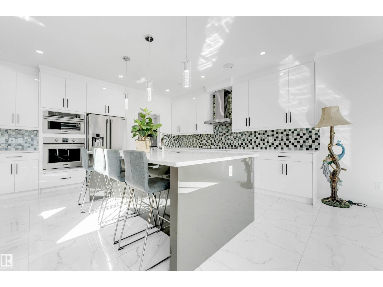 1923 19 Av Nw, Edmonton, Alberta  T6T 0K2 - Photo 21 - E4483670