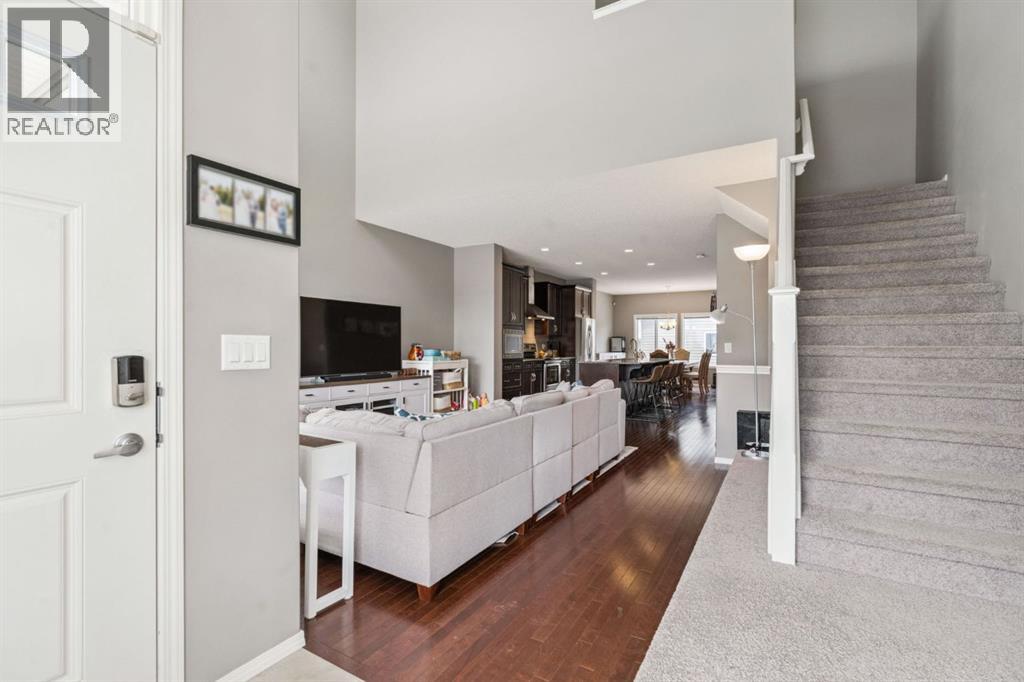 50 Nolanfield Lane NW, Calgary, Alberta  T3R 0M7 - Photo 3 - A2299340