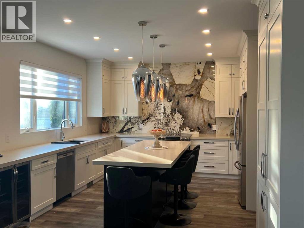 9927 Scurfield Drive NW, Calgary, Alberta  T3L 1V9 - Photo 15 - A2279729