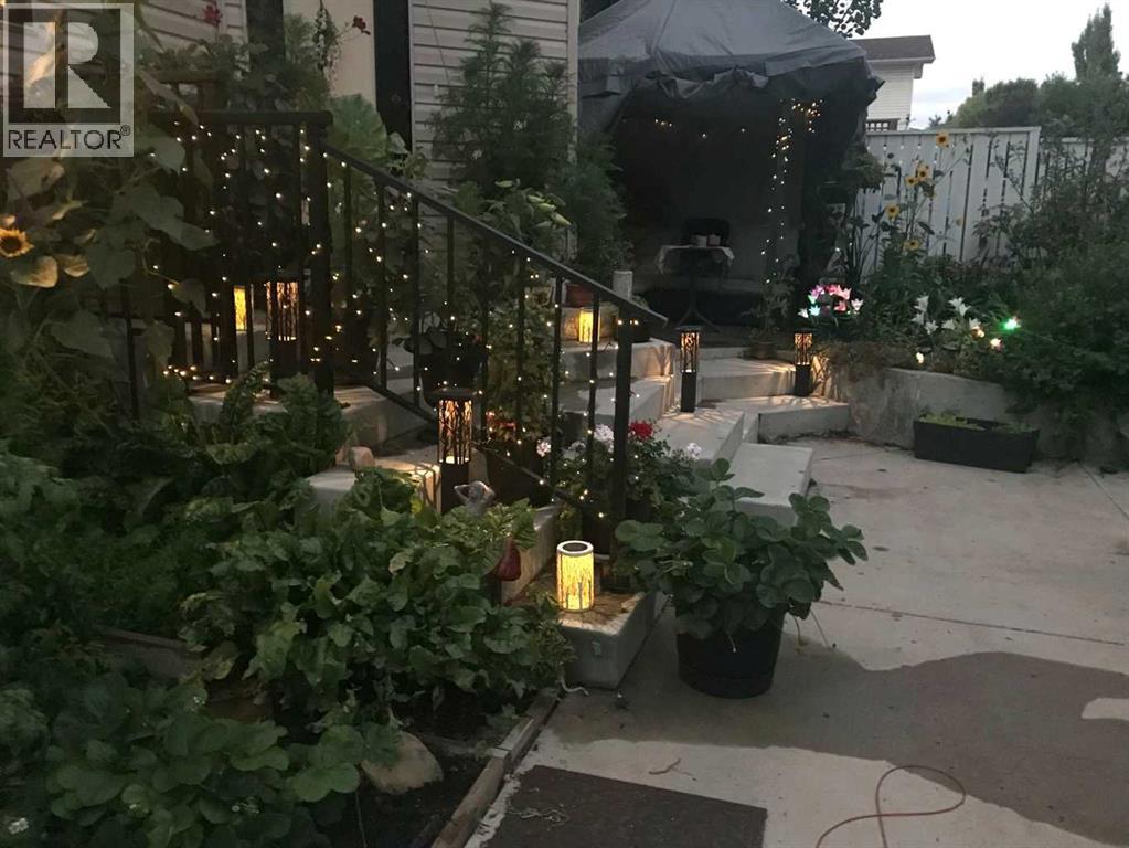 9927 Scurfield Drive NW, Calgary, Alberta  T3L 1V9 - Photo 41 - A2279729