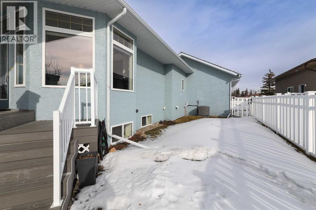 147 Alexander Crescent, Red Deer, Alberta  T4R 2T7 - Photo 36 - A2291405