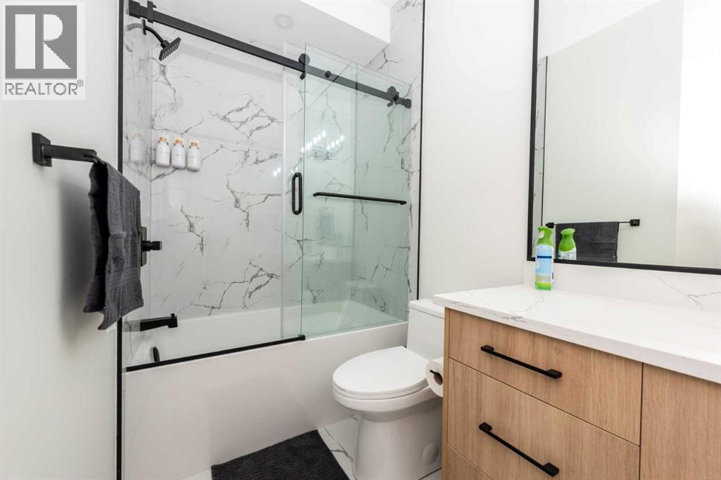 31 Harvard Street Nw, Calgary, Alberta  T2K 2B5 - Photo 23 - A2288389