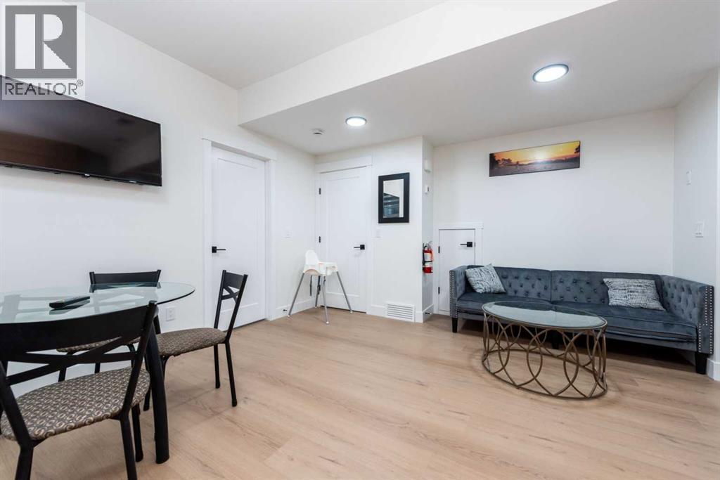 31 Harvard Street Nw, Calgary, Alberta  T2K 2B5 - Photo 38 - A2288389