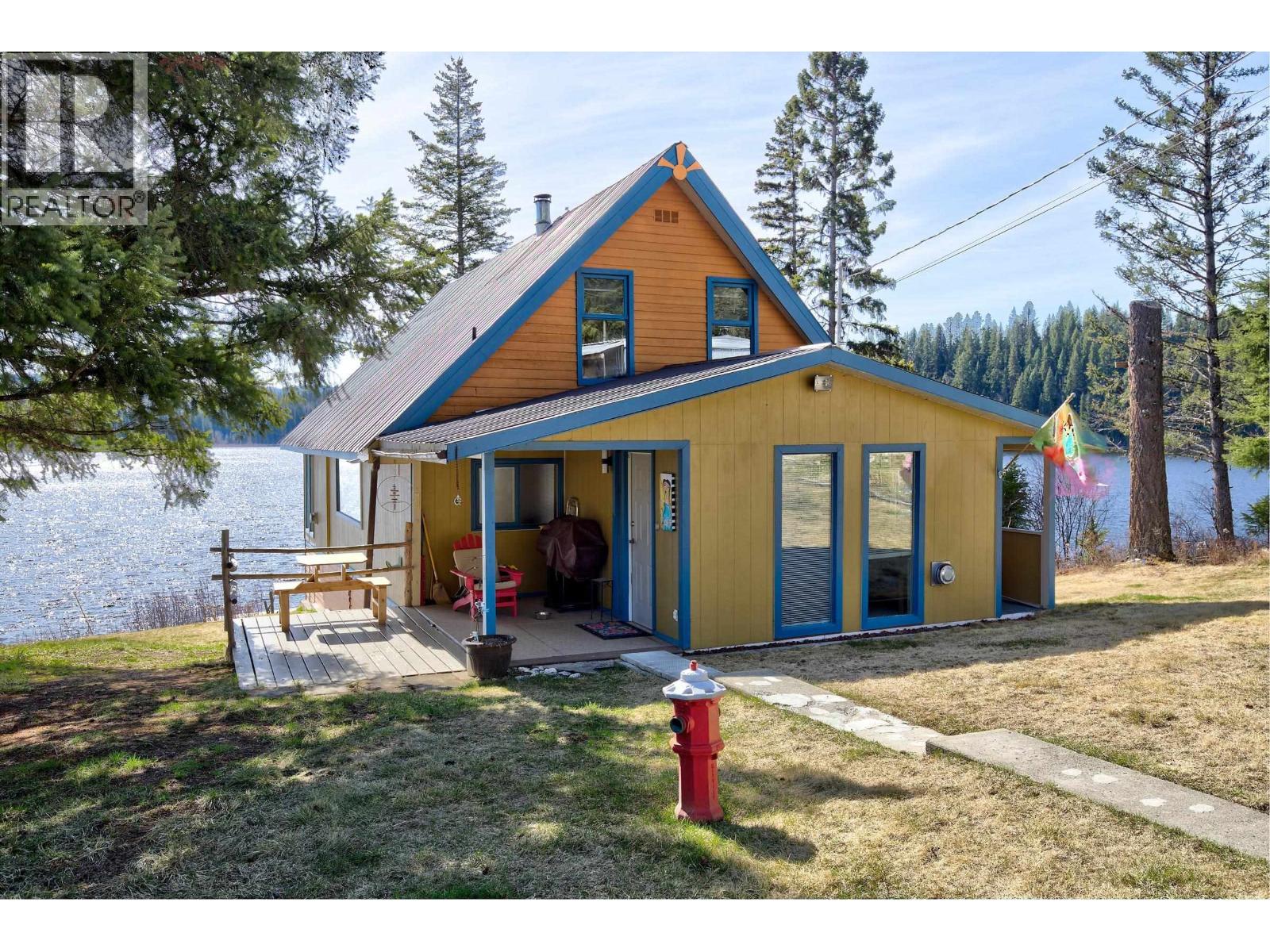 2405 STARLIKE LAKE ROAD, Horsefly, British Columbia