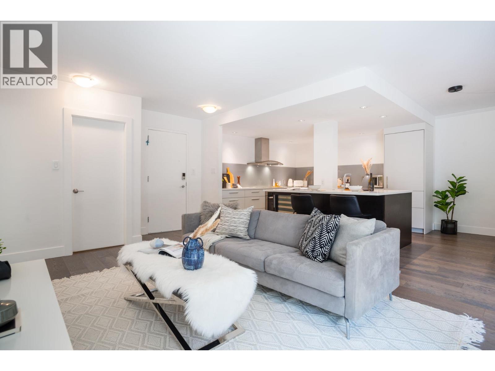 316 4900 Cartier Street, Vancouver, British Columbia  V6M 4H2 - Photo 3 - R3113606