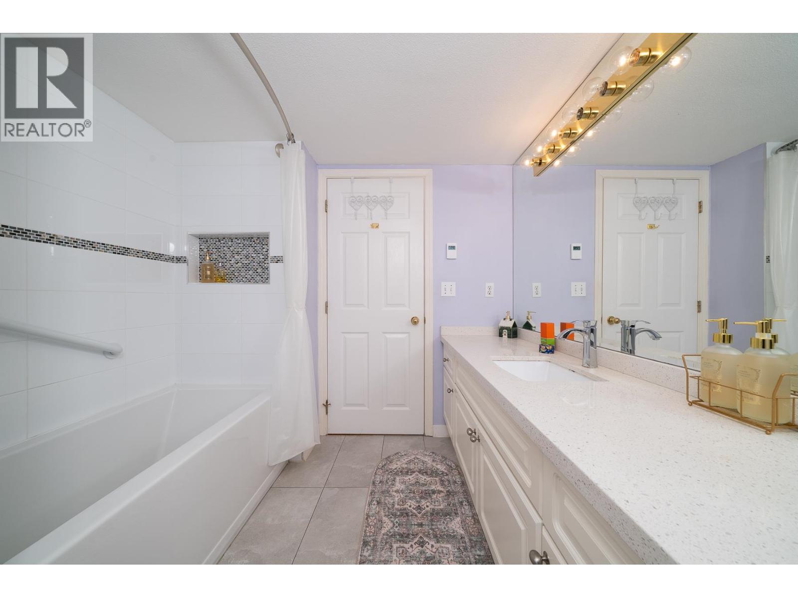 101 7231 Antrim Avenue, Burnaby, British Columbia  V5J 5H5 - Photo 19 - R3113280