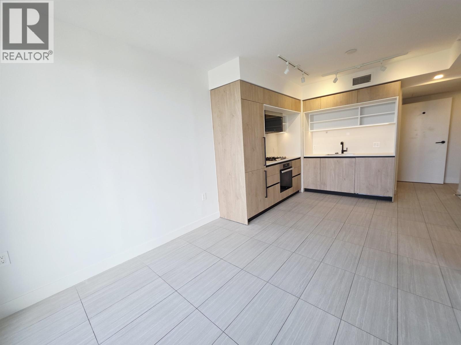 2405 5058 Joyce Street, Vancouver, British Columbia  V5R 0J9 - Photo 12 - R3114661