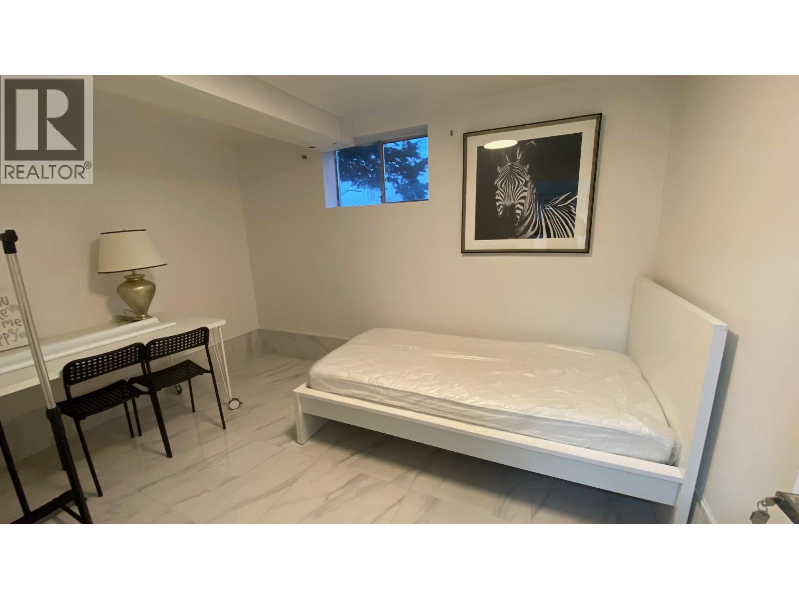 525 Sixteenth Street, New Westminster, British Columbia  V3M 4R4 - Photo 11 - R3089856