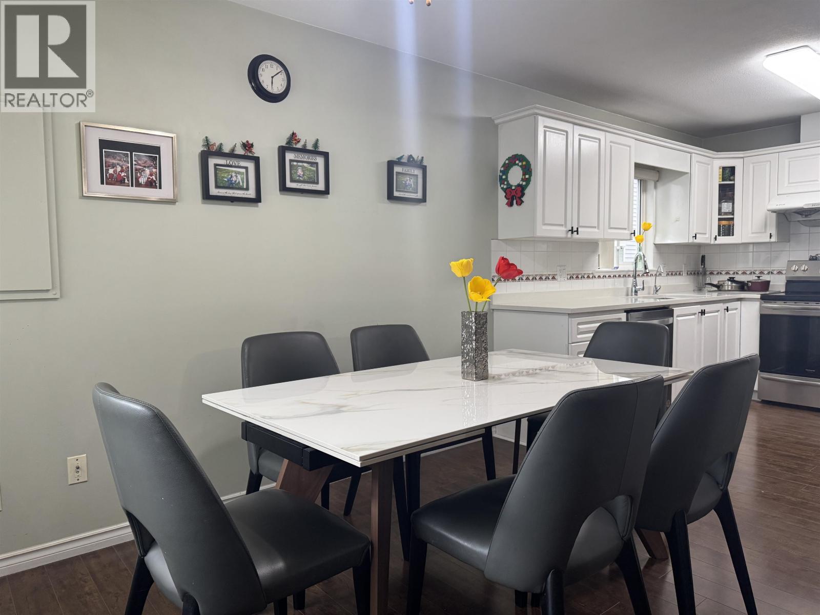 5142 Manor Street, Burnaby, British Columbia  V5G 1B5 - Photo 2 - R3114778