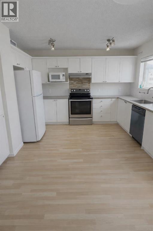 749 Martindale Boulevard Ne, Calgary, Alberta  T3J 3X7 - Photo 11 - A2299223