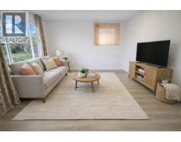 525 SIXTEENTH STREET, New Westminster, British Columbia