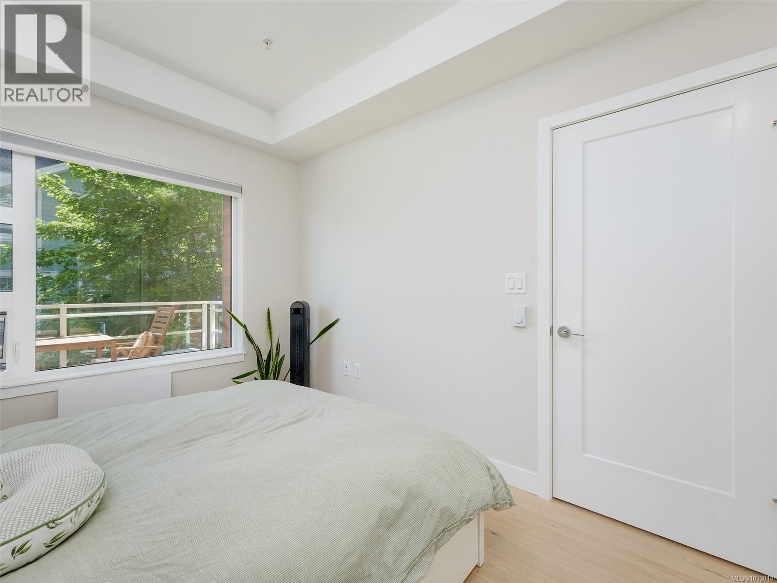 206 9861 Third St, Sidney, British Columbia  V8L 3A8 - Photo 13 - 1033013