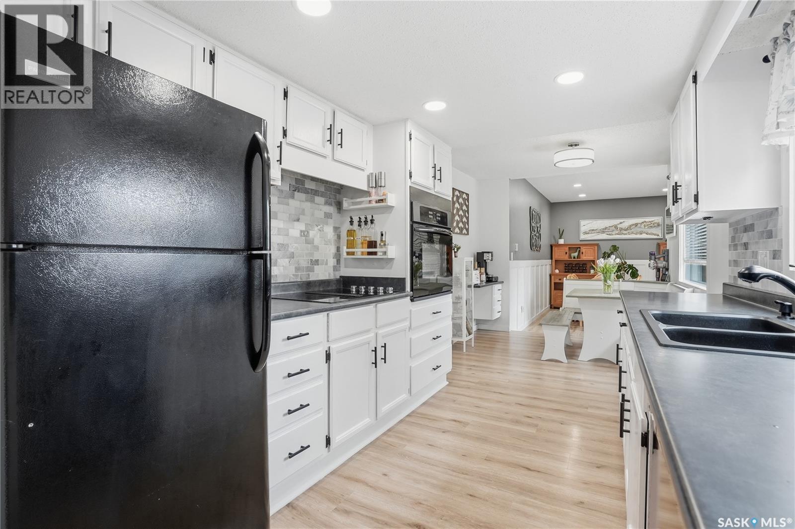 542 Coldspring Way, Saskatoon, Saskatchewan  S7J 3N6 - Photo 11 - SK033637