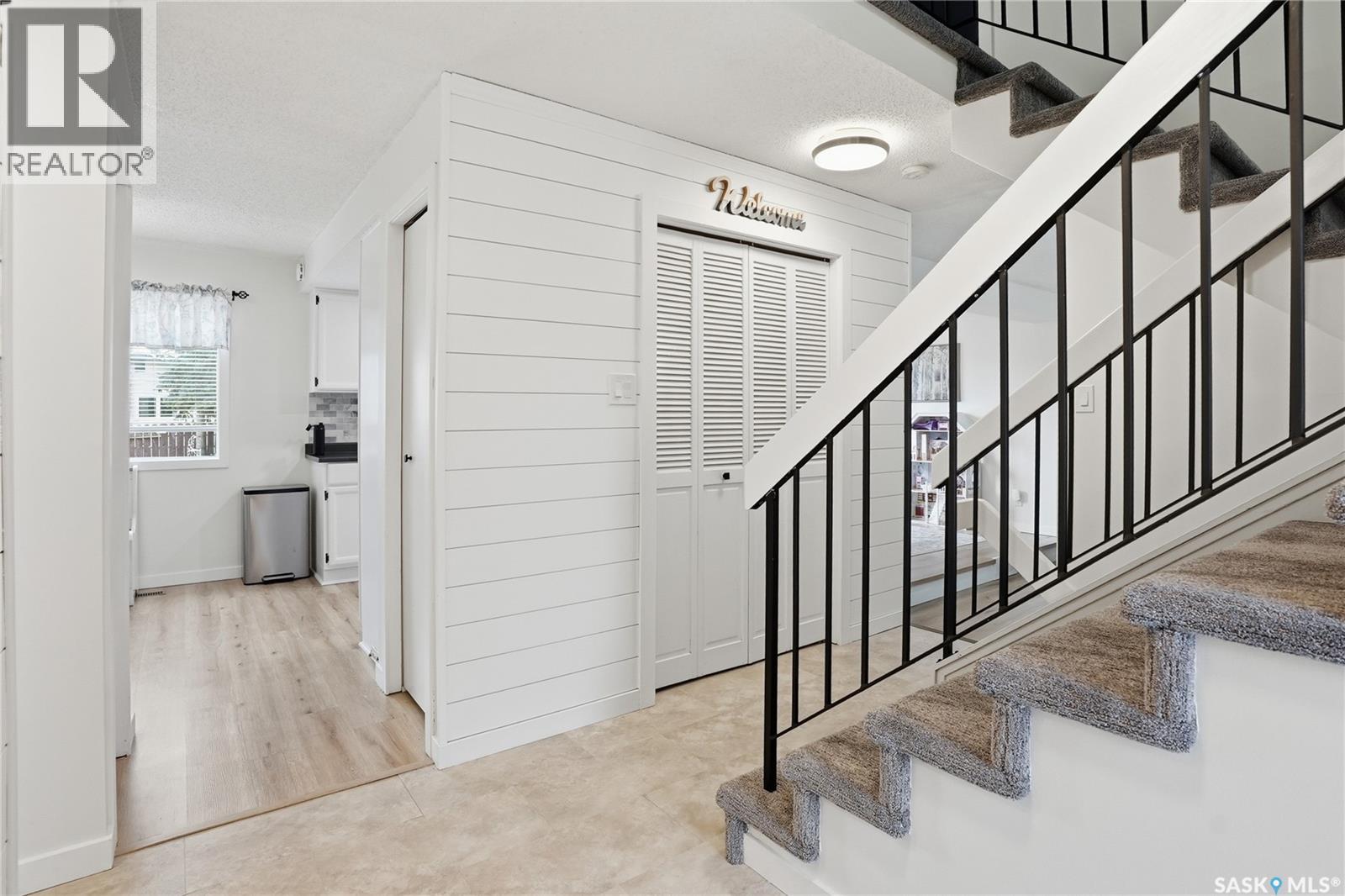 542 Coldspring Way, Saskatoon, Saskatchewan  S7J 3N6 - Photo 4 - SK033637