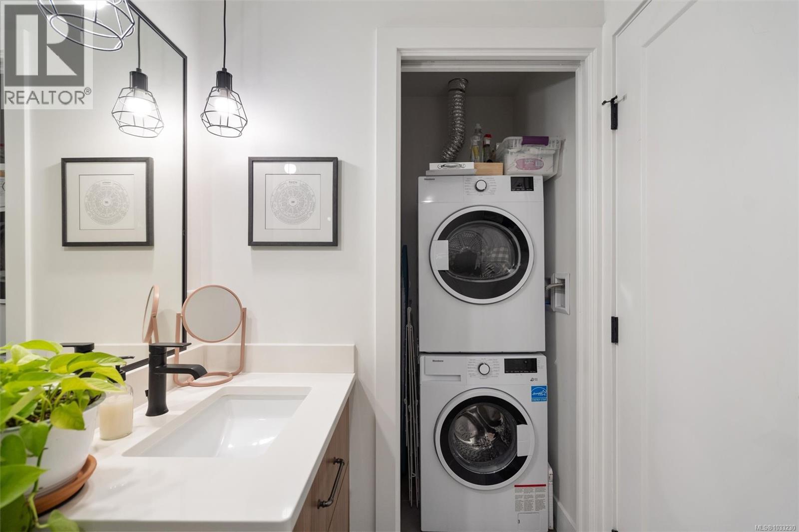 220 515 Chatham St, Victoria, British Columbia  V8T 0C8 - Photo 18 - 1033230