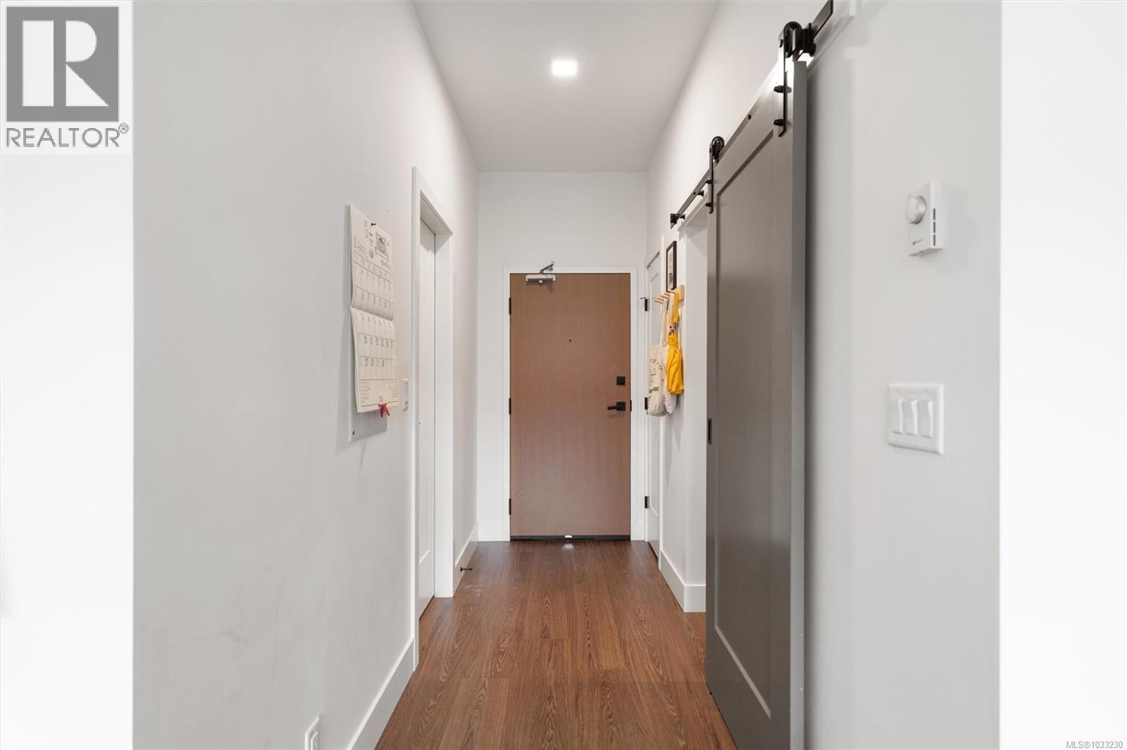 220 515 Chatham St, Victoria, British Columbia  V8T 0C8 - Photo 19 - 1033230