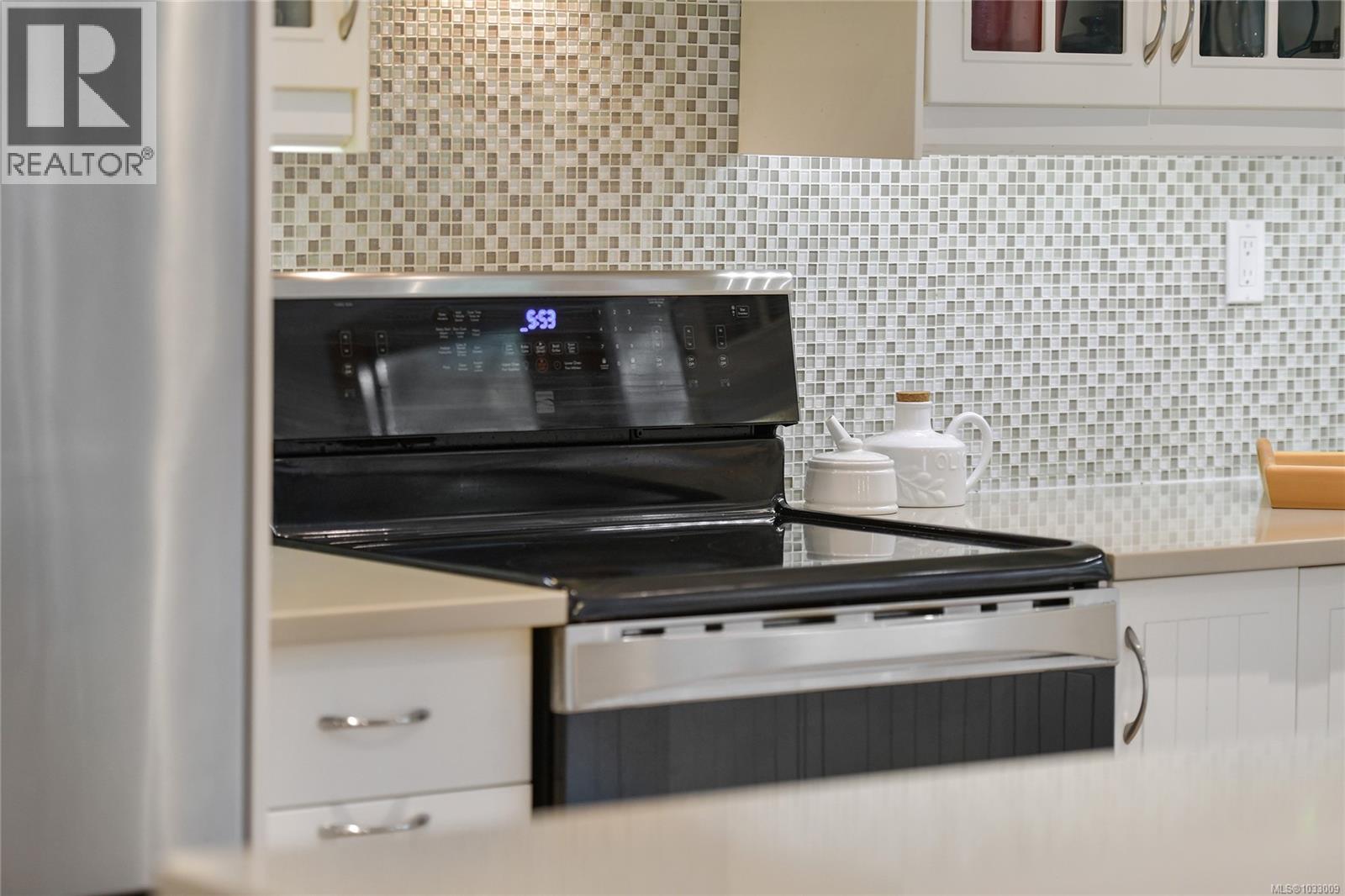 4836 Spring Rd, Saanich, British Columbia  V9E 2E4 - Photo 74 - 1033009