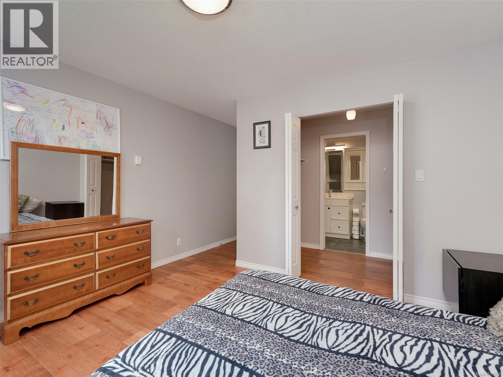 5 3968 Cedar Hill Rd, Saanich, British Columbia  V8N 3B8 - Photo 12 - 1031812