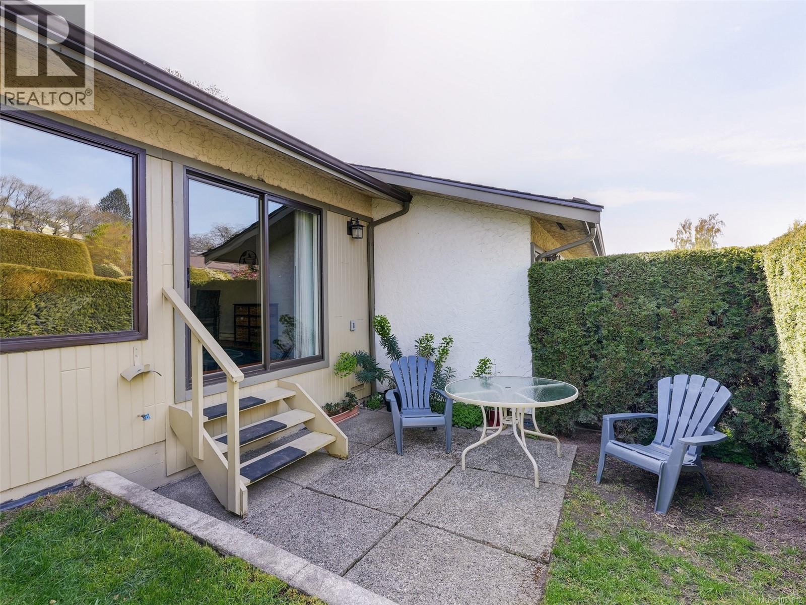 5 3968 Cedar Hill Rd, Saanich, British Columbia  V8N 3B8 - Photo 18 - 1031812