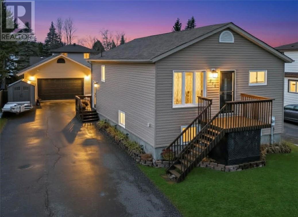 215 Orell St, Garson, Ontario