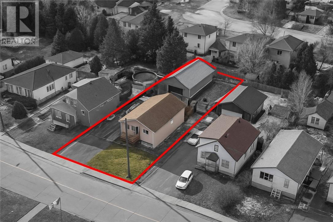 215 Orell St, Garson, Ontario  P3L 1B5 - Photo 4 - 2127255