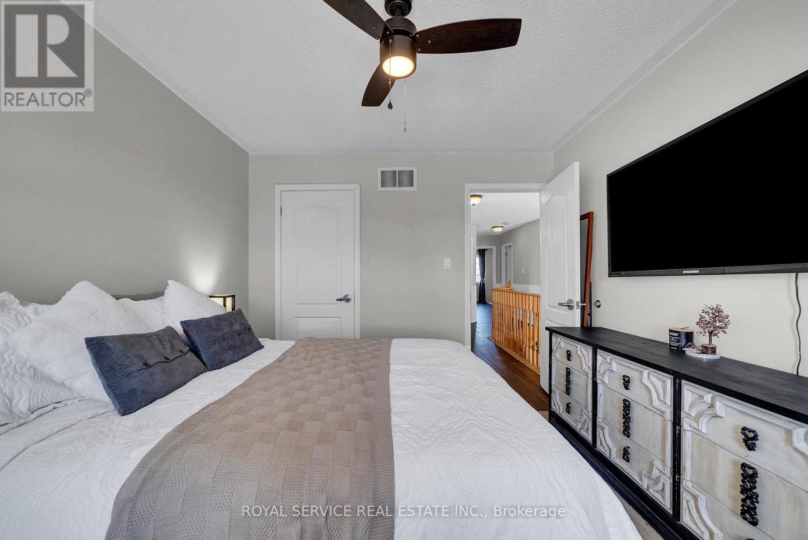 35 Alldread Crescent, Clarington, Ontario  L1B 0C2 - Photo 27 - E13033656