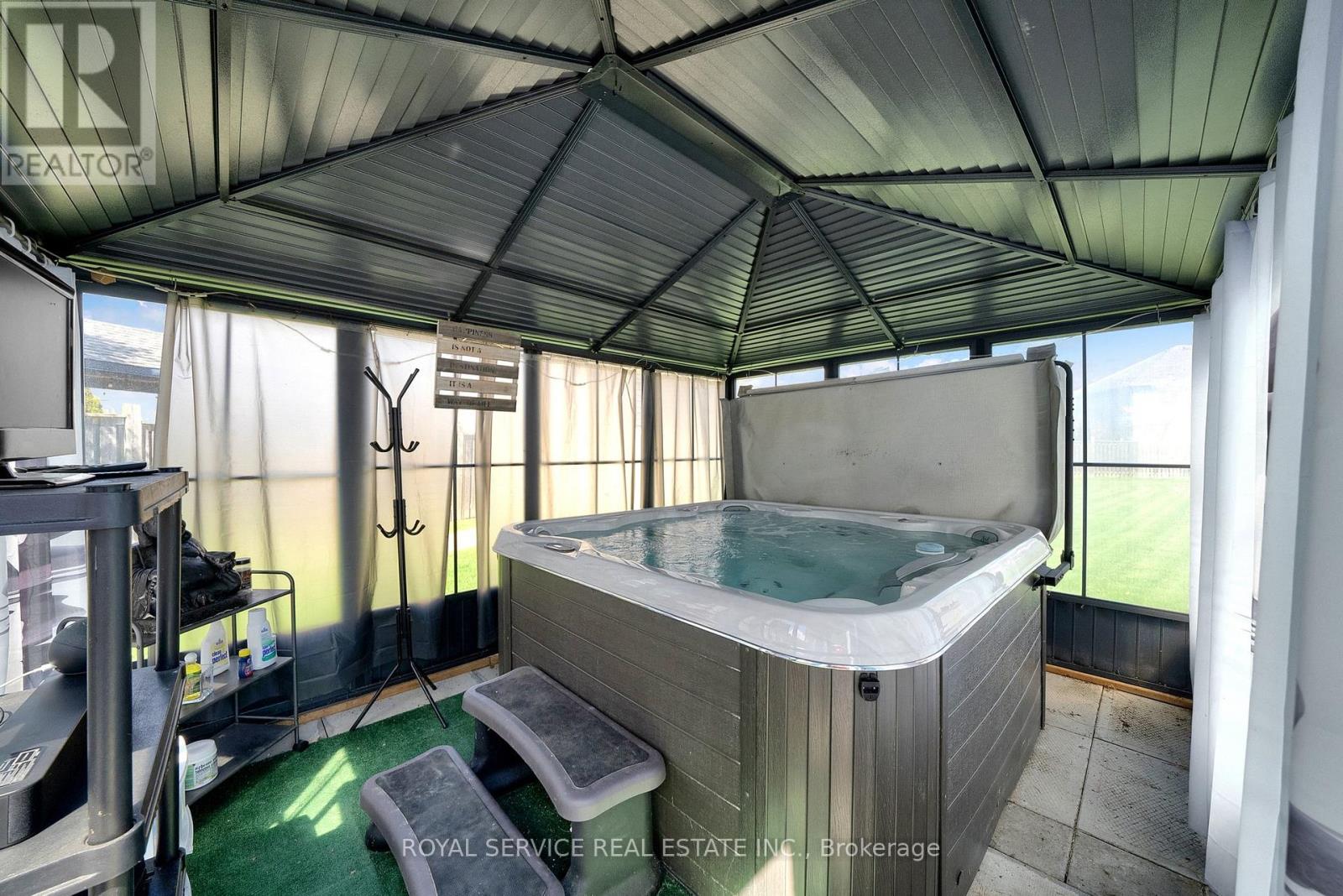 35 Alldread Crescent, Clarington, Ontario  L1B 0C2 - Photo 40 - E13033656