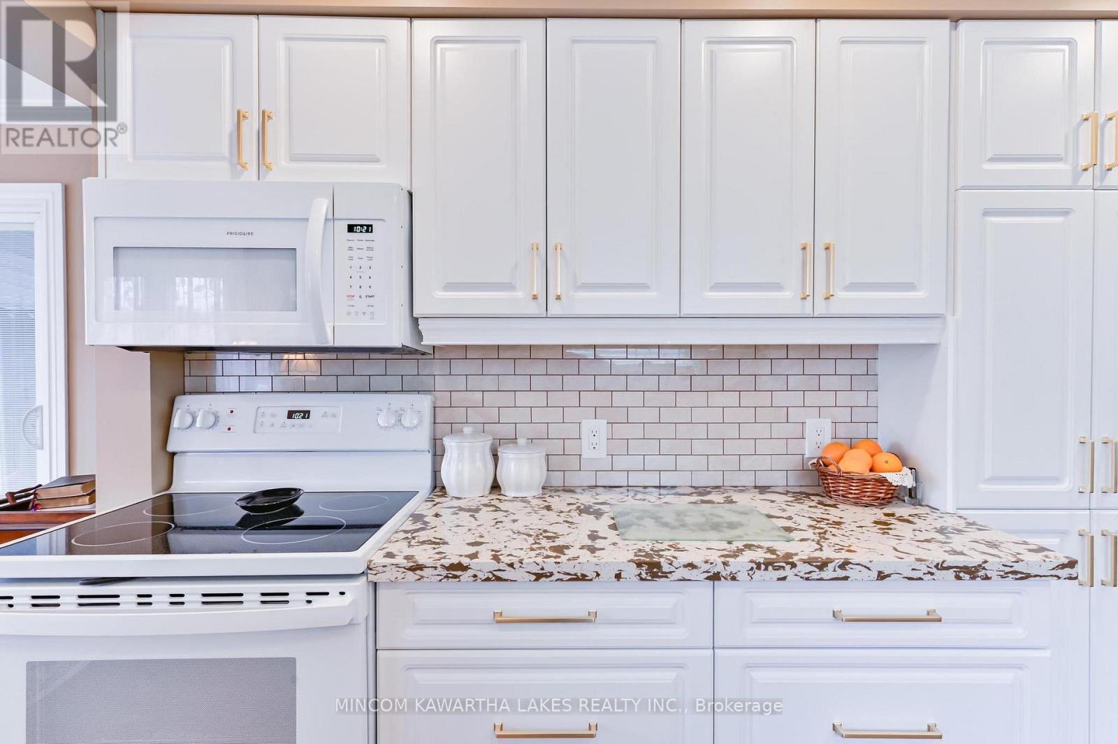 374 Grady Avenue, Peterborough, Ontario  K9J 5S4 - Photo 12 - X13033680