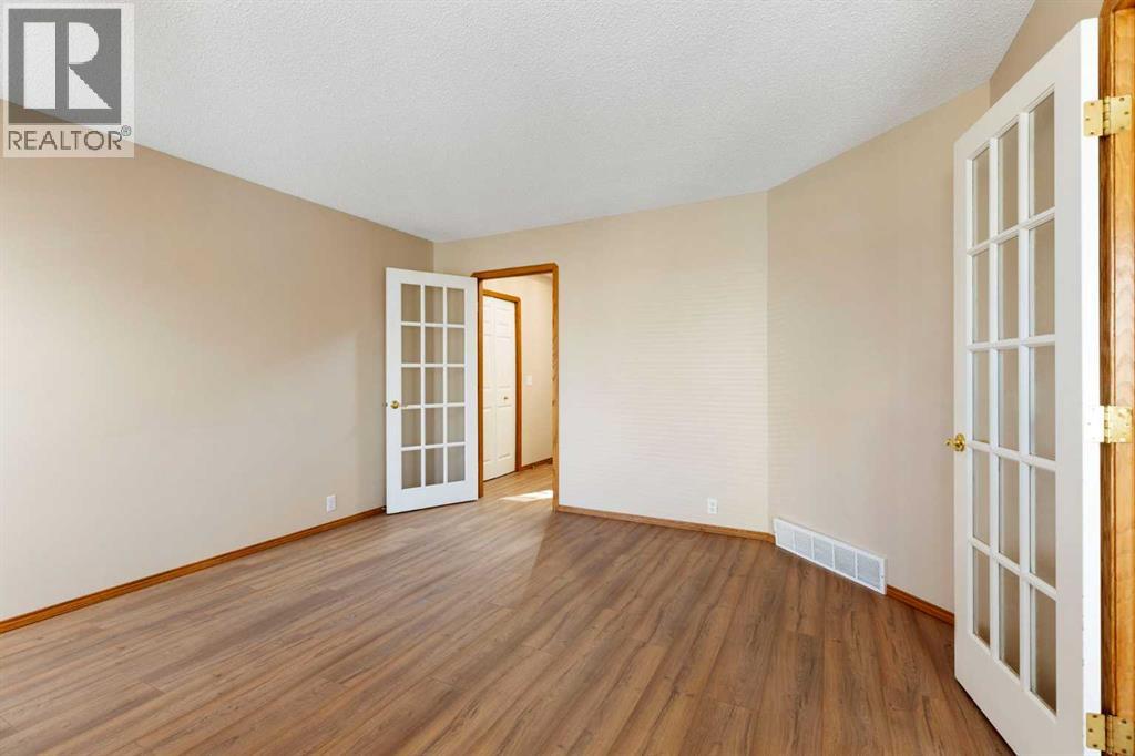 205 Scotia Point NW, Calgary, Alberta  T3L 2B1 - Photo 7 - A2301193