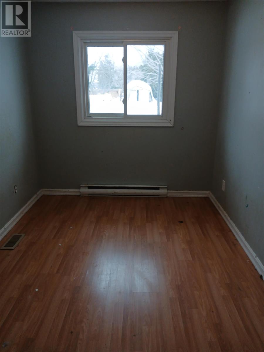 125 Laurier Rd, Elliot Lake, Ontario  P5A 2V1 - Photo 10 - SM260558