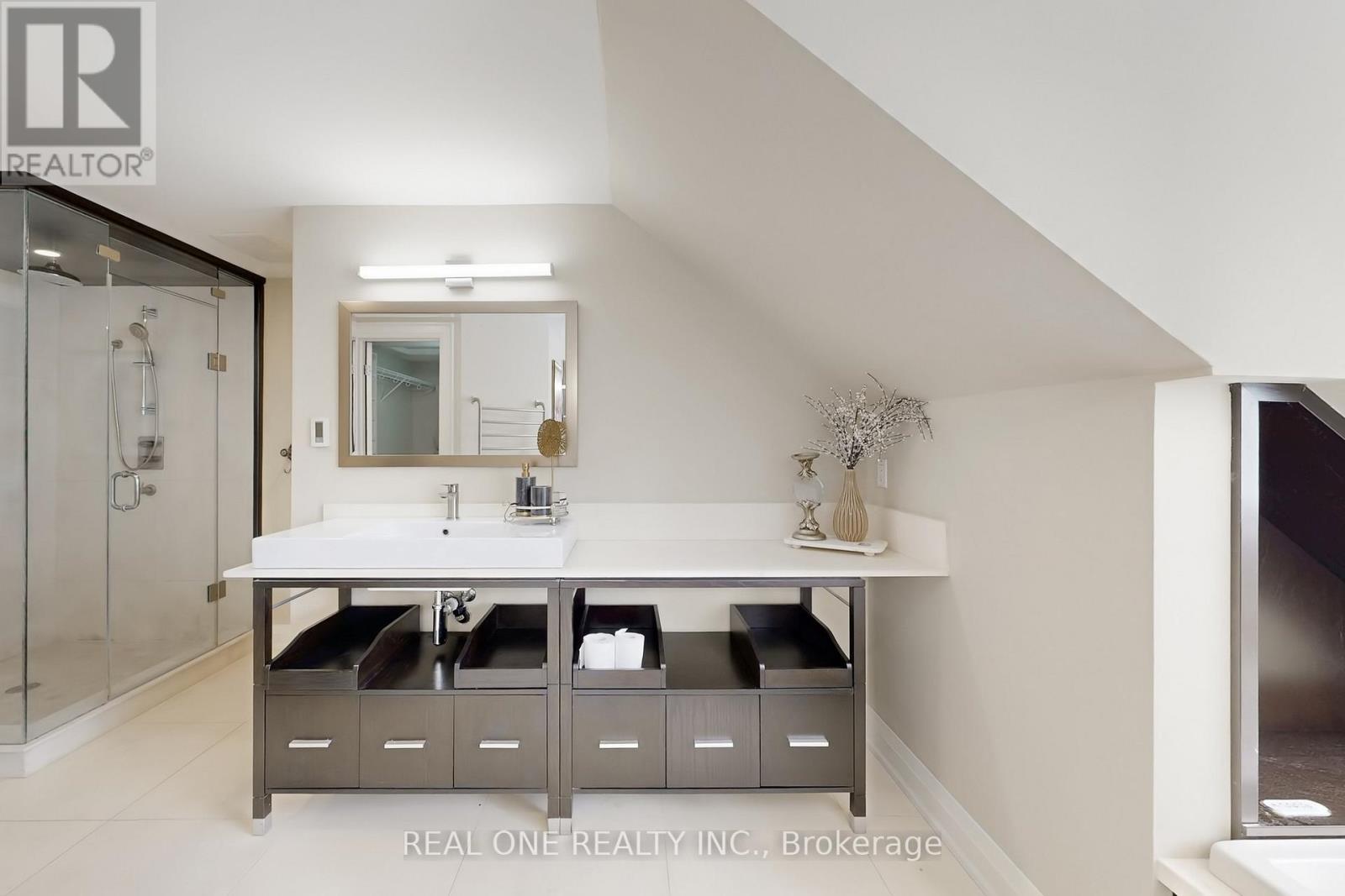 113 Longwater Chase, Markham, Ontario  L3R 4A9 - Photo 34 - N13028136