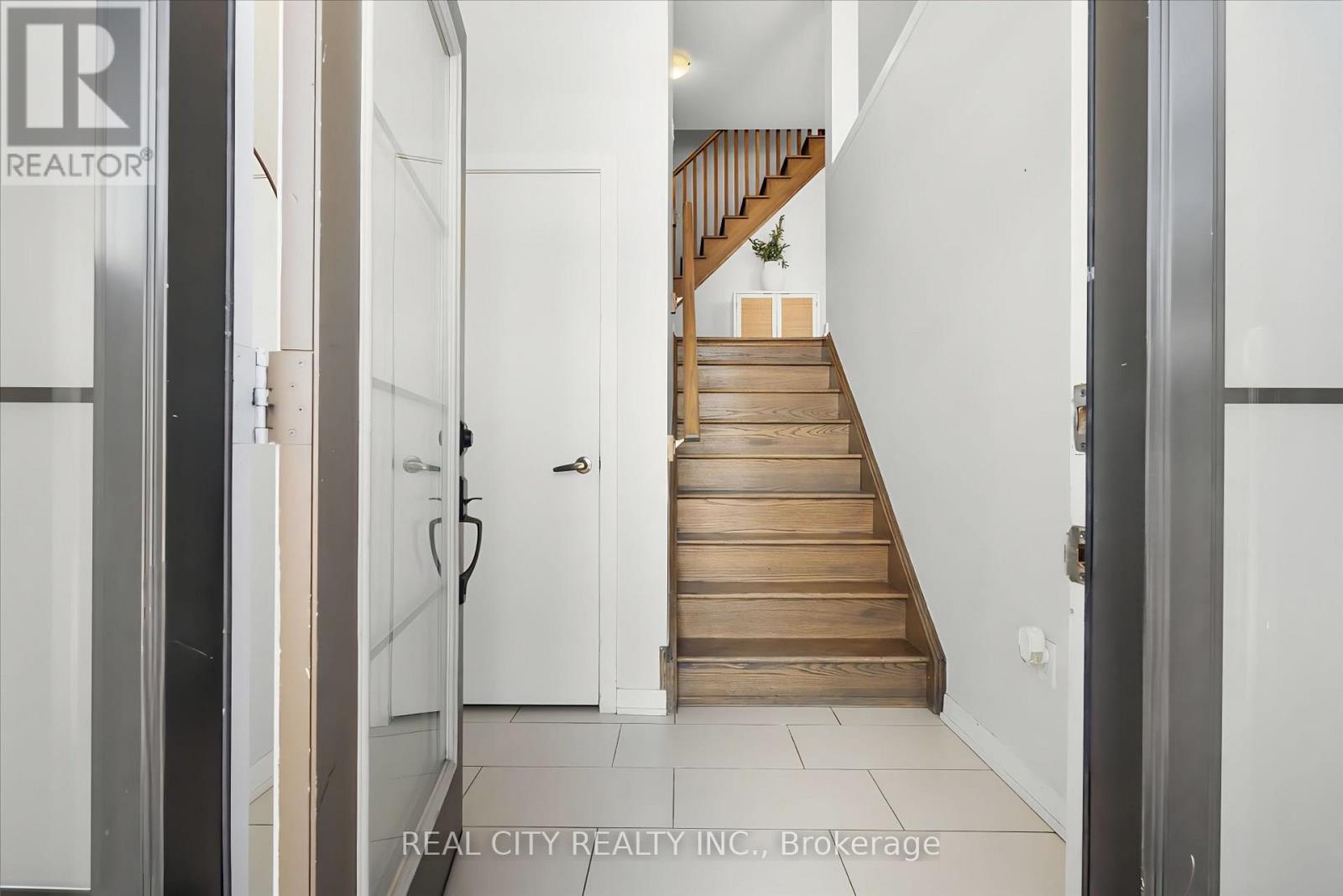 26 Crafter Crescent, Hamilton, Ontario  L8J 2V5 - Photo 28 - X13032506