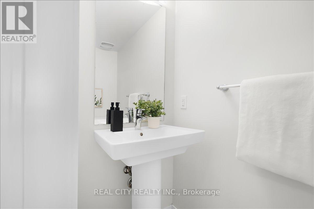 26 Crafter Crescent, Hamilton, Ontario  L8J 2V5 - Photo 18 - X13032506