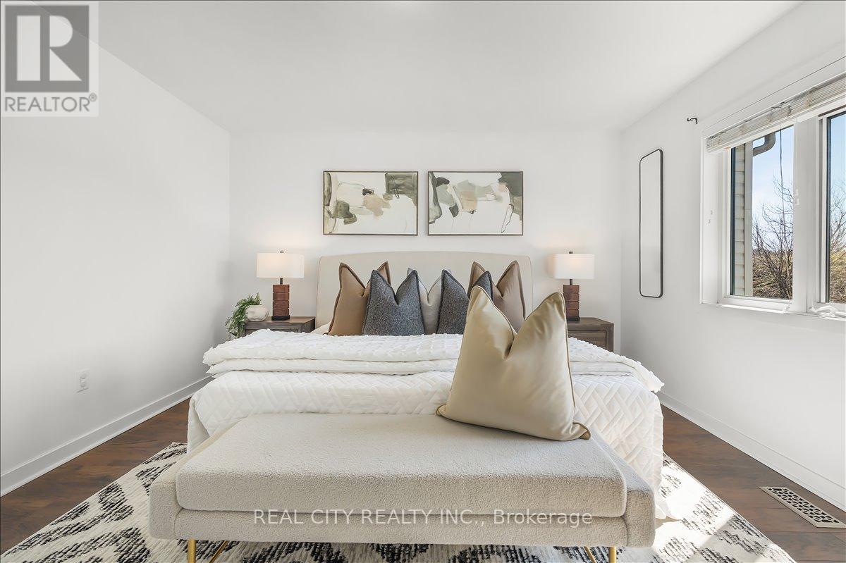 26 Crafter Crescent, Hamilton, Ontario  L8J 2V5 - Photo 9 - X13032506