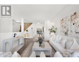 26 CRAFTER CRESCENT, Hamilton, Ontario