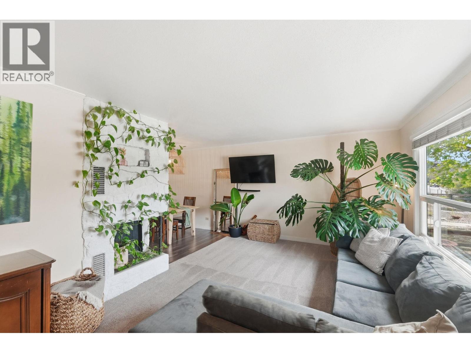 1026 Killarney Street, Penticton, British Columbia  V2A 4P7 - Photo 5 - 10384464