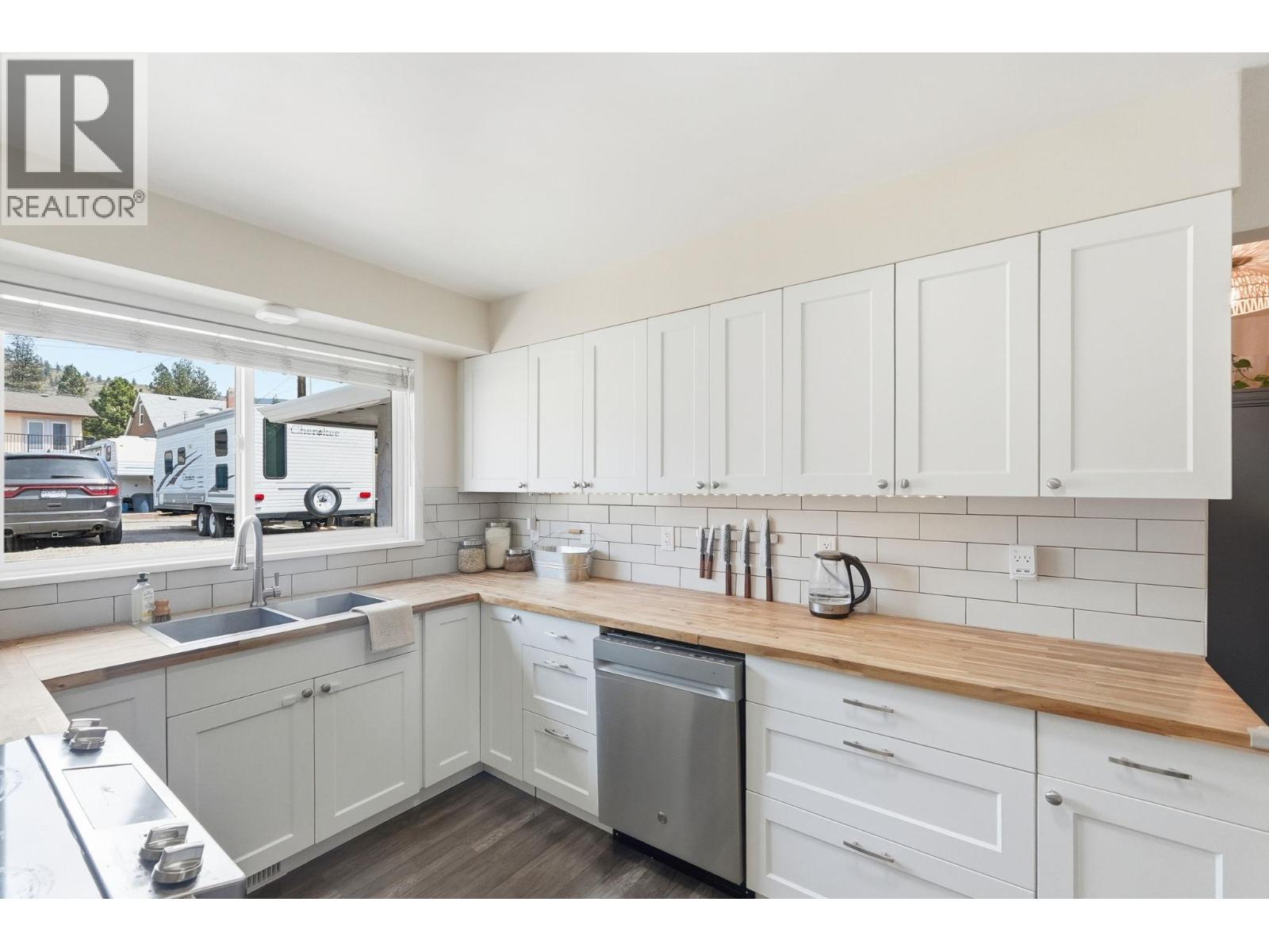 1026 Killarney Street, Penticton, British Columbia  V2A 4P7 - Photo 9 - 10384464