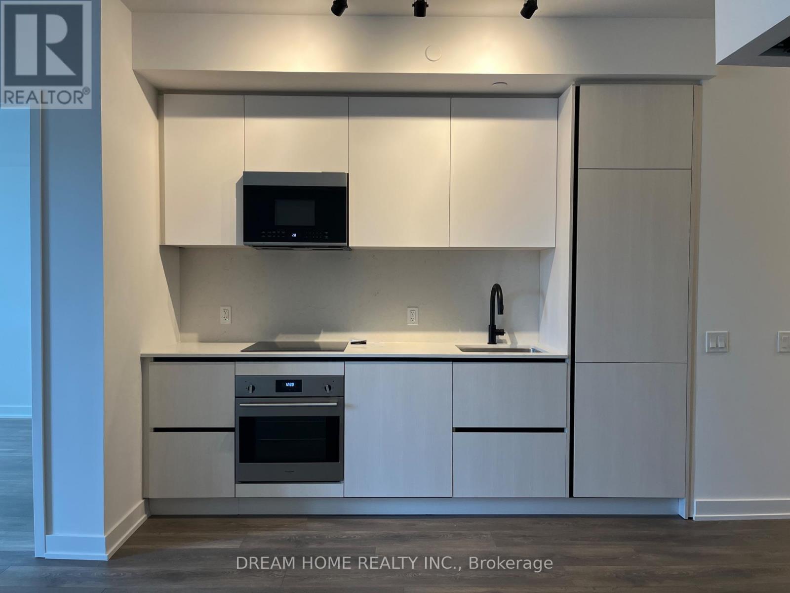 1205 - 108 Peter Street, Toronto, Ontario  M5V 0W2 - Photo 5 - C12766738