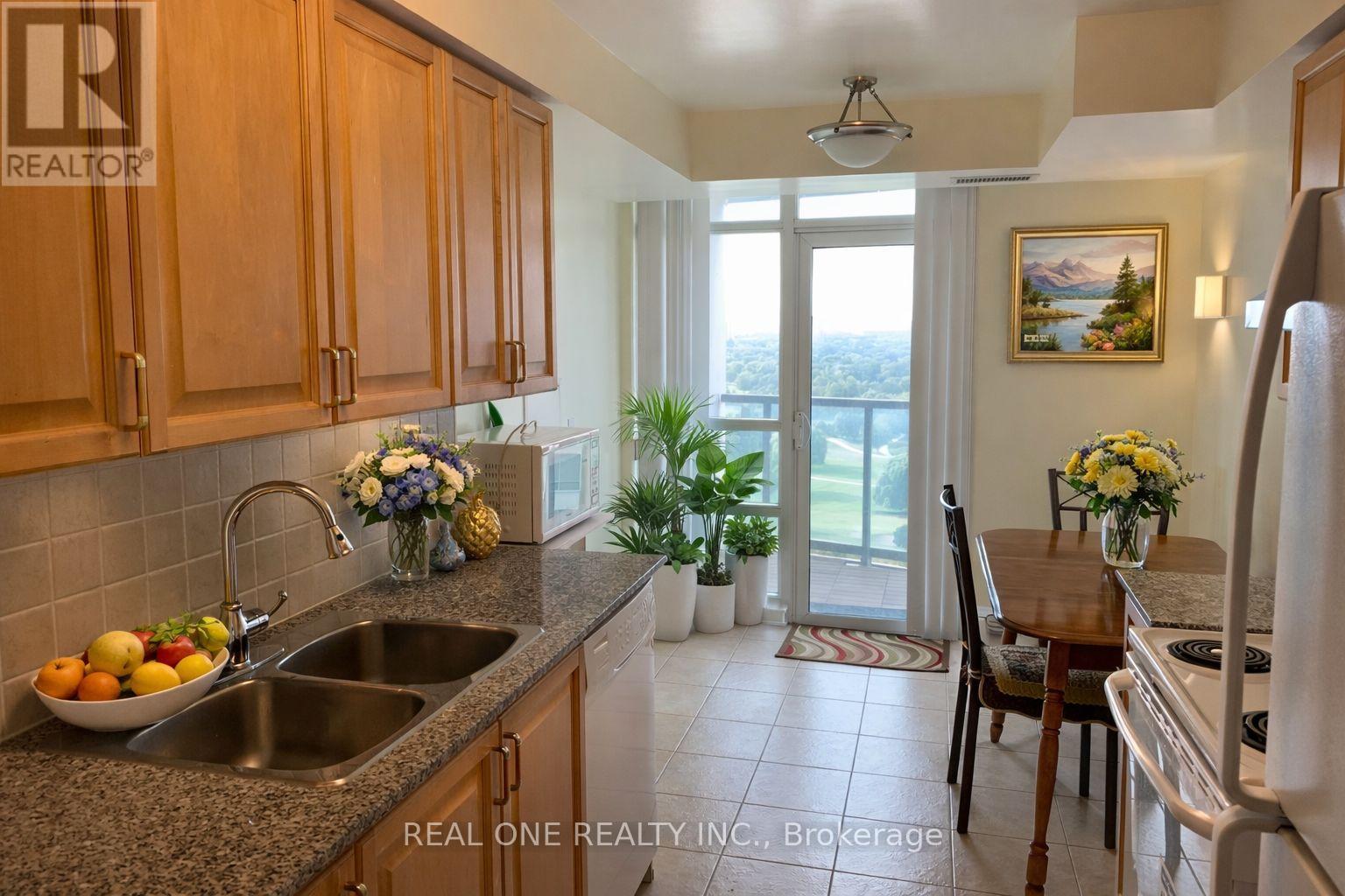 2125 - 238 Bonis Avenue, Toronto, Ontario  M1T 3W7 - Photo 8 - E12887350