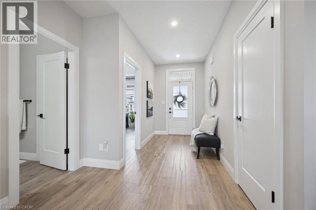 206 Timber Trail Road, Elmira, Ontario  N3B 0E4 - Photo 6 - 40821932