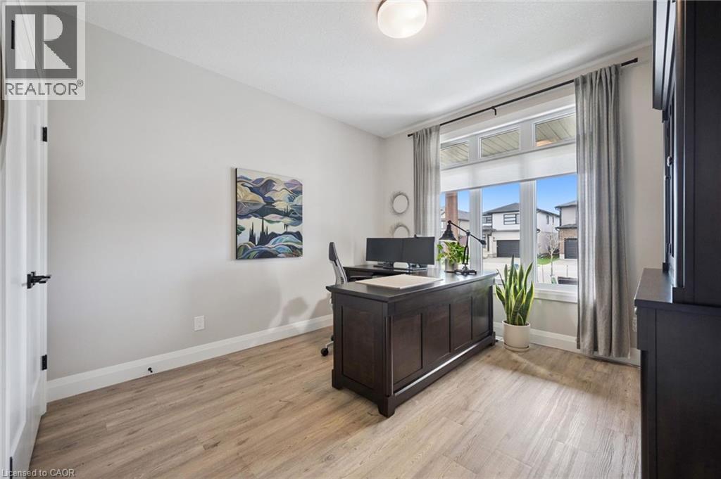 206 Timber Trail Road, Elmira, Ontario  N3B 0E4 - Photo 8 - 40821932