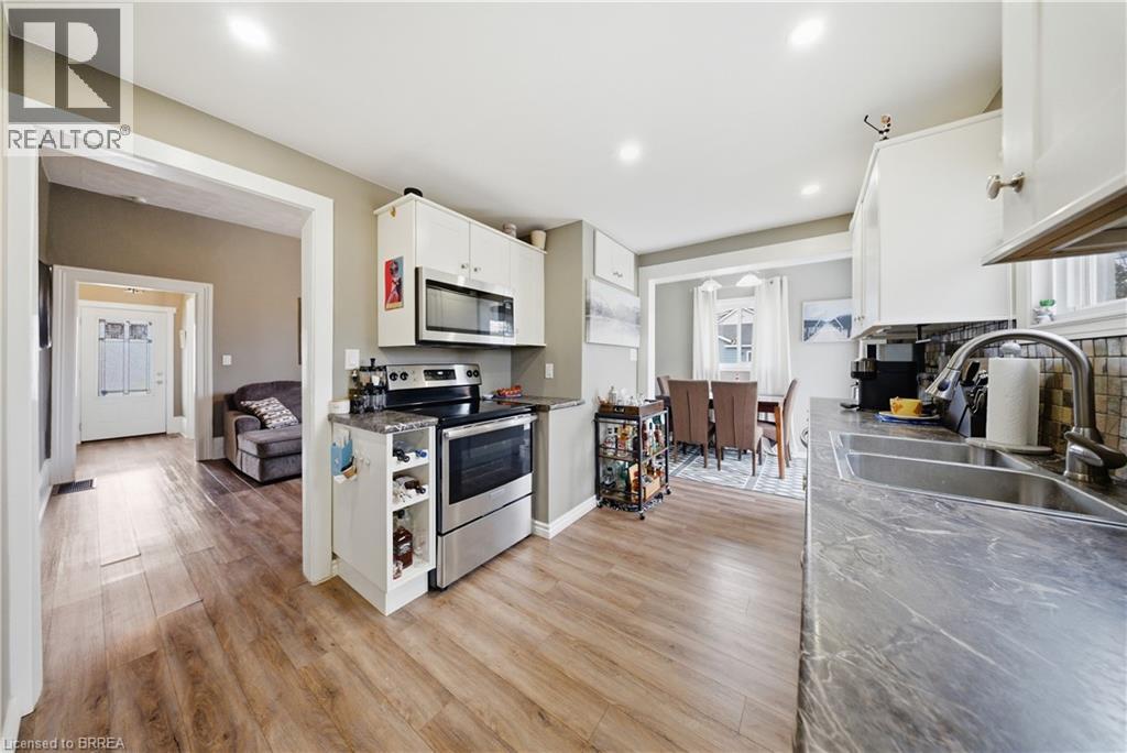 64 Richardson Street, Brantford, Ontario  N3T 1J1 - Photo 12 - 40814862