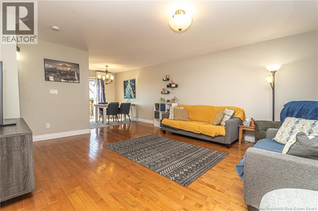 16 Brownstone Lane, Fredericton, New Brunswick  E3A 9G3 - Photo 9 - NB137477