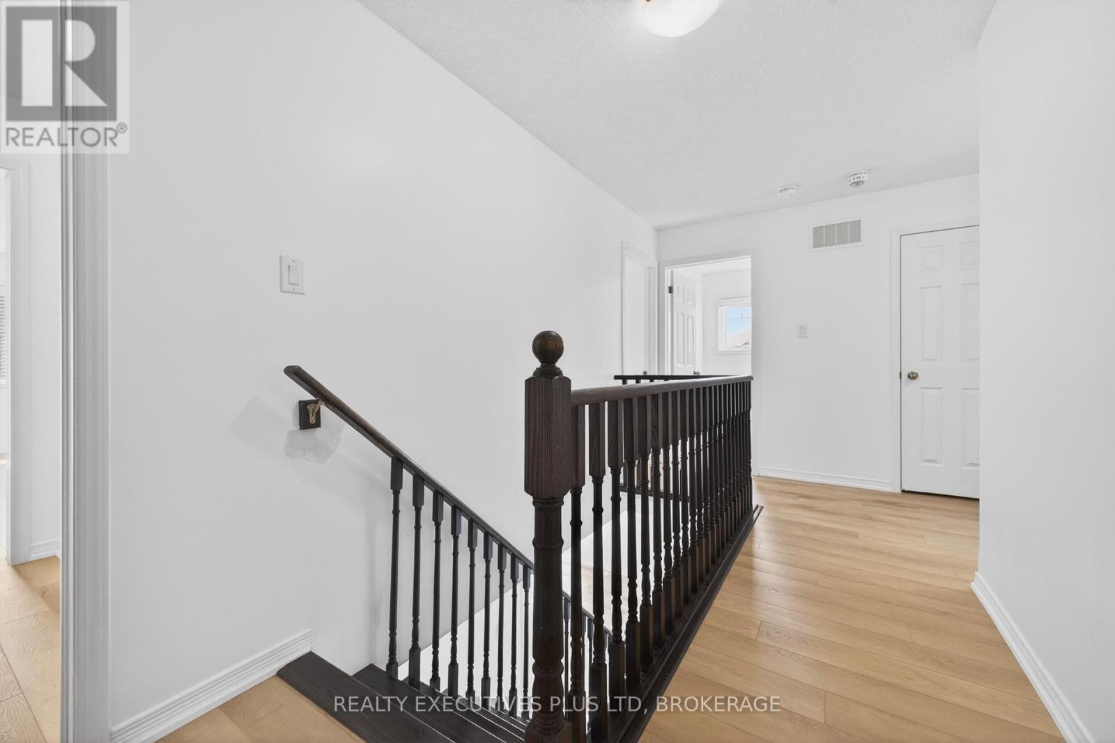 7829 Buckeye Crescent, Niagara Falls, Ontario  L2H 0P1 - Photo 23 - X13025910