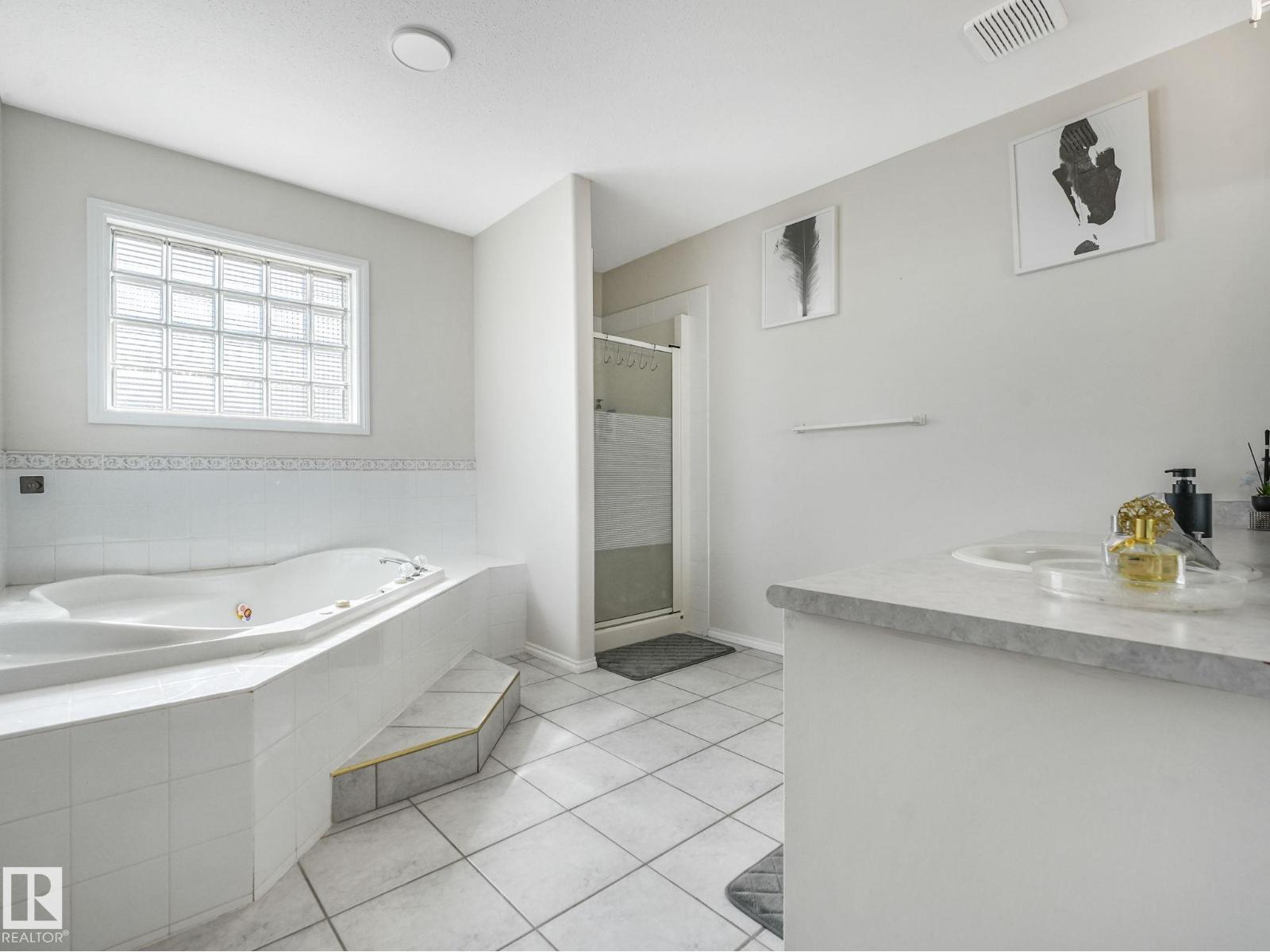 115 Kulawy Dr N Nw, Edmonton, Alberta  T6L 6T9 - Photo 43 - E4483676