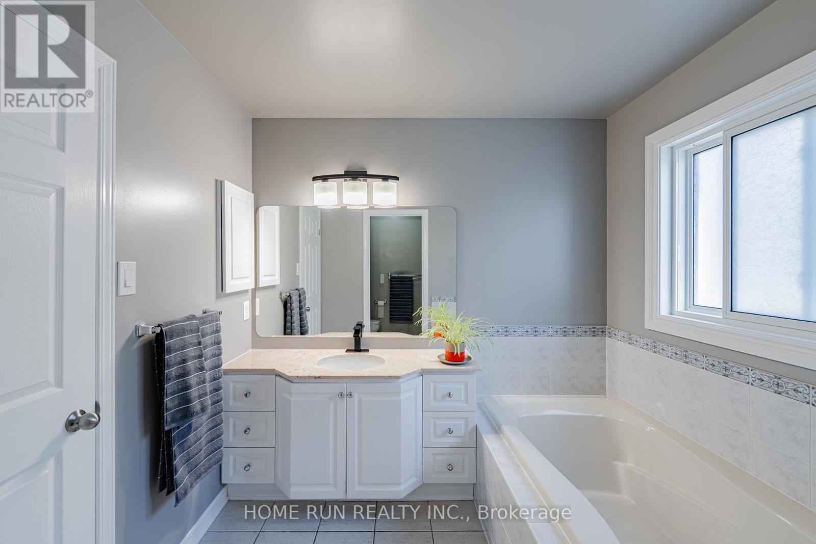 5 Thunderbird Crescent, Ottawa, Ontario  K2M 2H4 - Photo 23 - X13033646