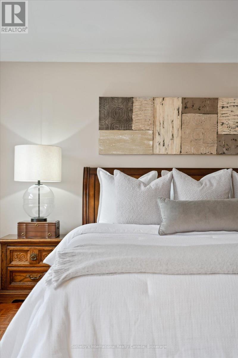 1248 Landfair Crescent, Oakville, Ontario  L6H 2N3 - Photo 29 - W13033728