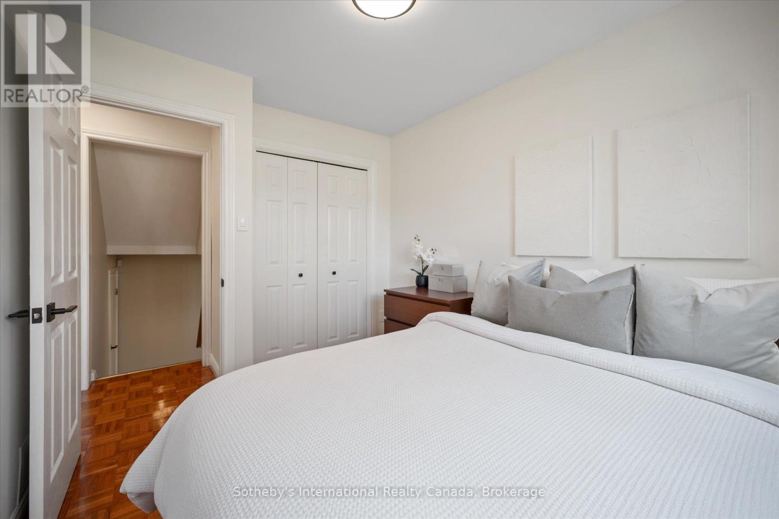 1248 Landfair Crescent, Oakville, Ontario  L6H 2N3 - Photo 41 - W13033728