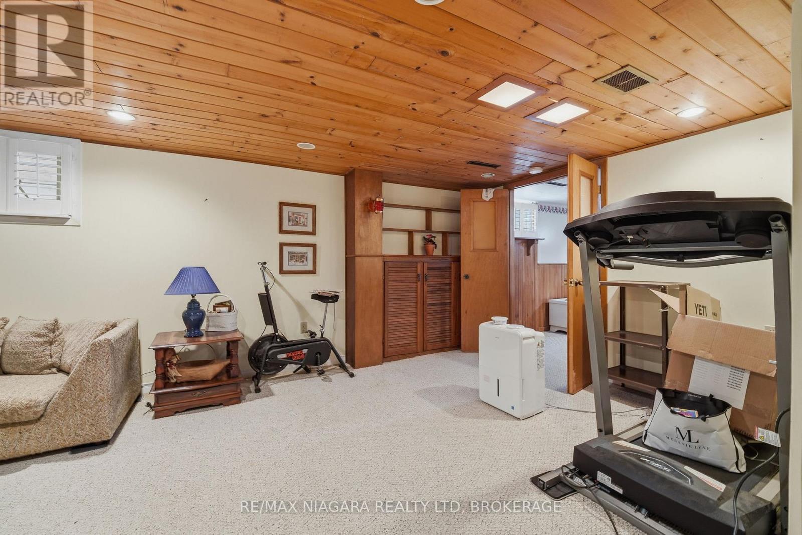 277 Lakeshore Road, St. Catharines, Ontario  L2M 1R9 - Photo 18 - X13033720