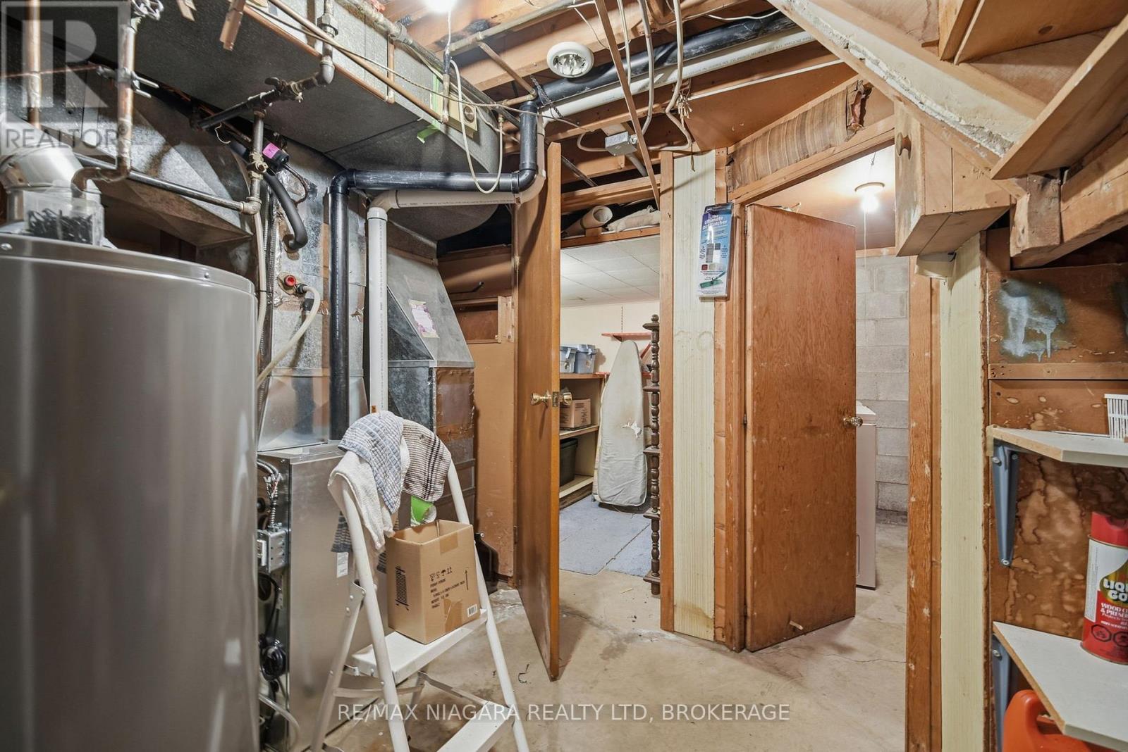 277 Lakeshore Road, St. Catharines, Ontario  L2M 1R9 - Photo 19 - X13033720